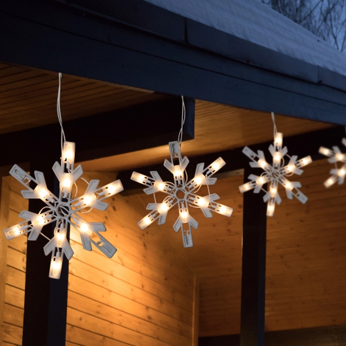 NORTHLIGHT  Twinkling Icicle Snowflake Christmas Lights - Clear - 8.6' Wire - 100Ct In White