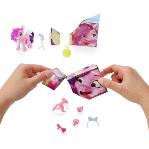 My Little Pony : Faites de votre Mark Toy Cutie Mark Magic Princess Pipp Petals - poney Hoof to Heart de 3 po avec accessoires surprise, 5 ans et plus