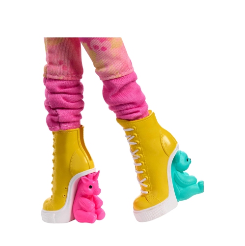 LIMITED EDITION Monster High Wednesday Doll and Accessories, Enid Sinclair Collectible in Pink Fashion with Beret and Backpack, Doll Stand