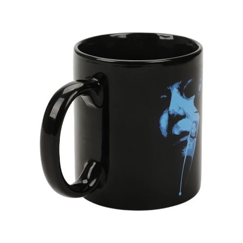 La terreur d'Halloween ne repose jamais dans la tasse en céramique Peace 16 oz