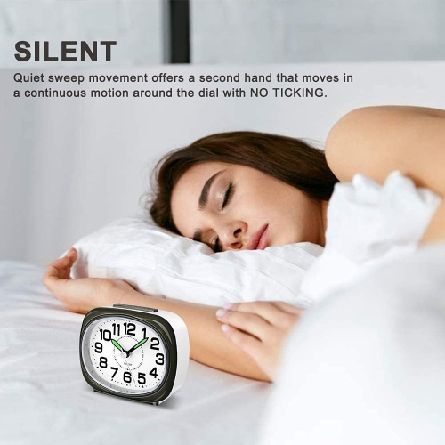 Silent Alarm Clocks Bedside Non Ticking Battery Powered Simple Alarm Clock Desk Clock with Light Snooze Quiet Bedroom Clocks