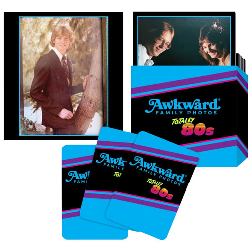 Jeu de cartes All Things Equal: Awkward Family Photos Totally 80s.