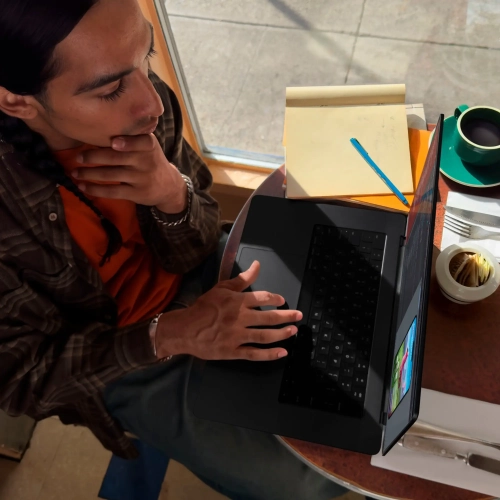 Apple MacBook Pro 16.2" (Fall 2023) - Space Black (Apple M3 Max / 2TB SDD / 48GB RAM) - English by APPLE - Refurbished condition - Image 8