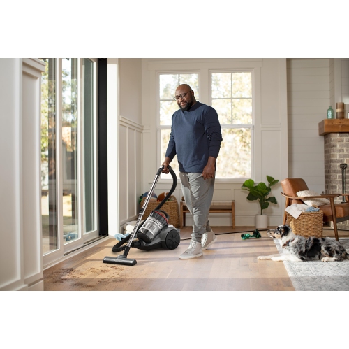 Hoover MultiFloor Bagless Canister Vacuum. SH40210CA