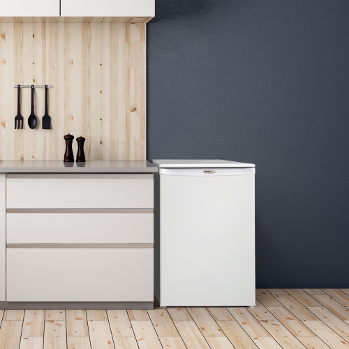 Danby Designer DUFM043A2WDD 4,3 pi3 avec Congélateur vertical en blanc