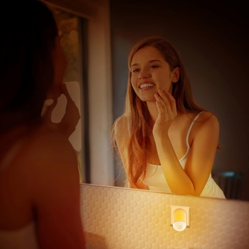 Night Light Plug in Night Light, 4pcs Motion Sensor Night Light Creative Bedside Smart Home Sensor Eye Protection Lamp with Light Sensor for Bedroom