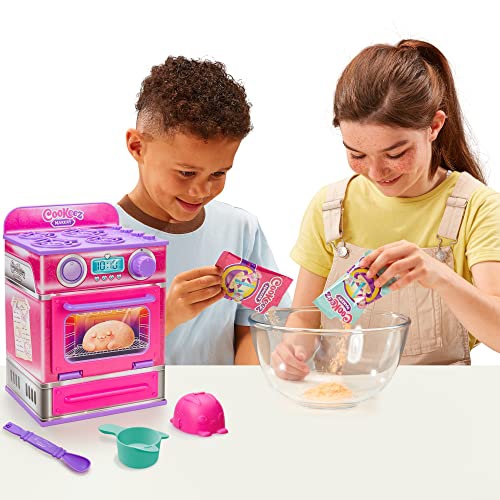 Cookeez Makery Oven Playset Cinnamon