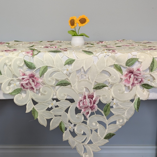 Nappe carrée brodée rose lilas cottage, décoration de lin de table carrée 32 po, résistance à l'eau, lavable à la machine