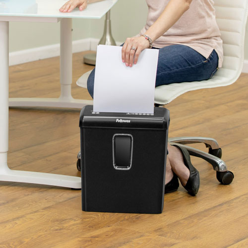 Déchiqueteuse Powershred à coupe croisée de 6 feuilles de Fellowes