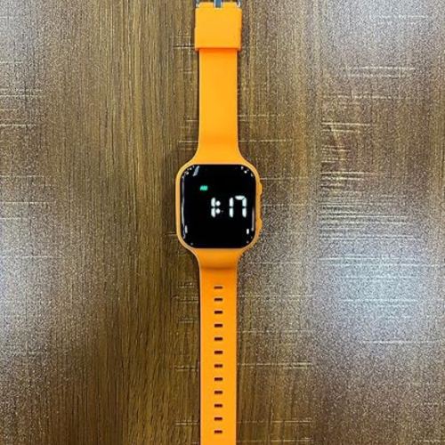 Vibrating Alarm Watch, Water Resistant Potty Training Watch Rechargeable Medical Reminder Watch with Timer and 15 Daily Alarms