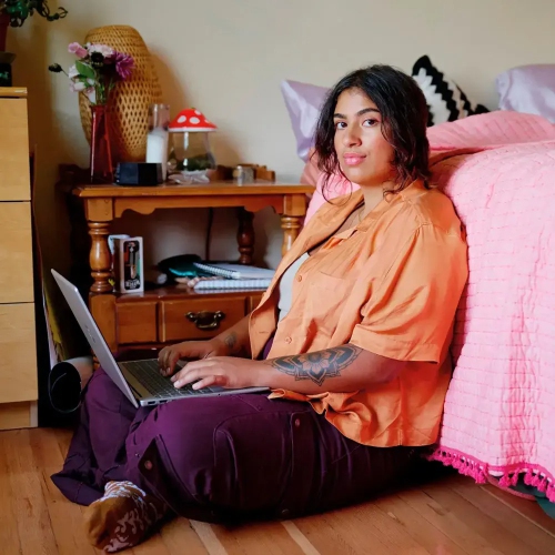 HP - 15.6" Touch-Screen Laptop for Student and Business - Intel Core i5-1235u - 8GB Memory - 512GB SSD - Natural Silver - Intel Iris Xe Graphics -