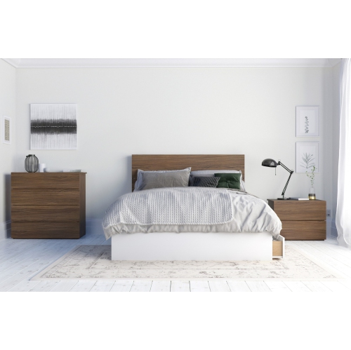 Ensemble 4 pièces pour chambre à coucher avec cadre de lit, tête de lit, table de chevet et commode de Nexera