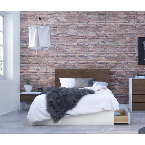 Ensemble pour chambre à coucher 3 pièces avec cadre de lit, tête de lit et table de chevet de Nexera