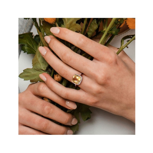 4.00 Carat Cushion-Cut Citrine Halo Ring in 10K Yellow Gold with Diamonds