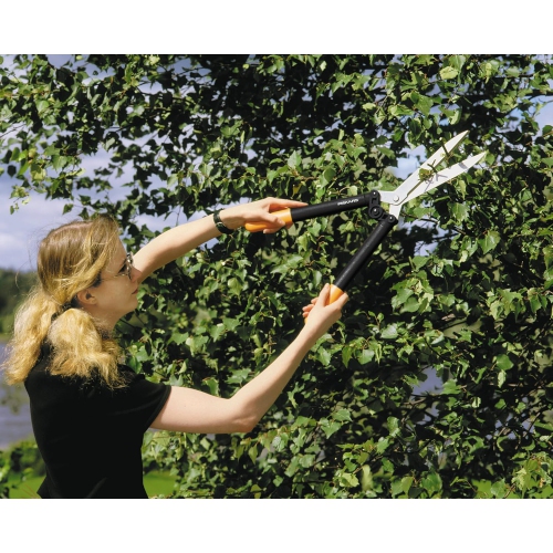 Fiskars Power Lever 10 in Hedge Shears