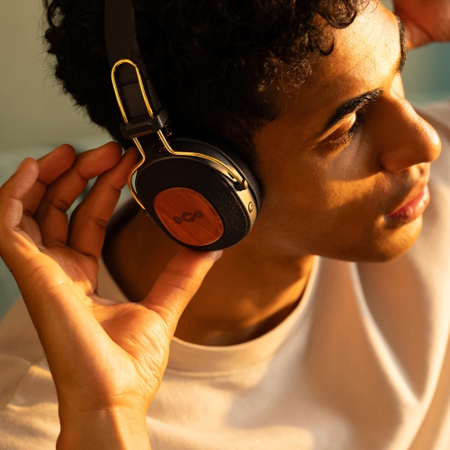 House of Marley Positive Vibration Riddim Bluetooth Headphones - Rasta