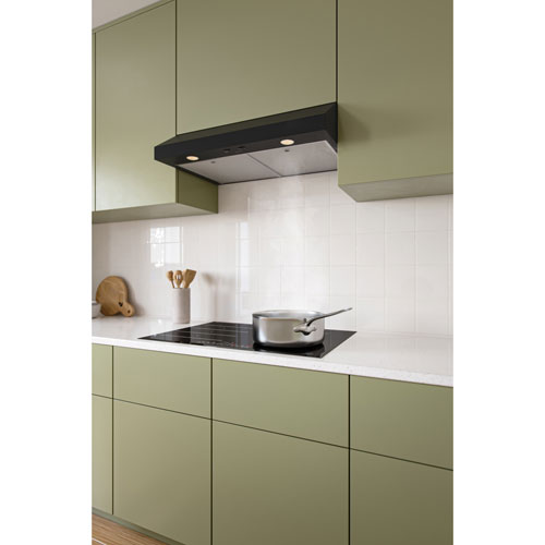 Hotte de dessous d'armoire de 30 po de Broan - Noir