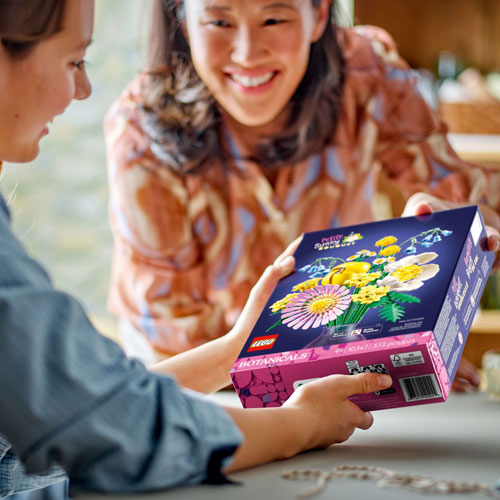LEGO Botanical: Petite Sunny Bouquet - 373 Pieces (10347)