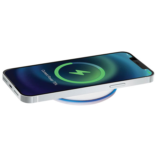 Trousse Essentiels à emporter d'IQ pour iPhone 15 (IQKMSIP15)