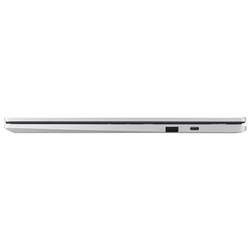 Chromebook de 15,6 po CX1500 d'ASUS avec 3 mois de forfait Google AI Pro - Argenté (Celeron N4500 d'Intel/RAM 8 Go/SSD 128 Go)