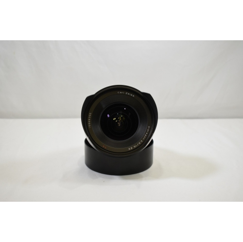 ZEISS Distagon T* 15mm f/2.8 ZE Lens for Canon EF by ZEISS - Refurbished condition - Image 4