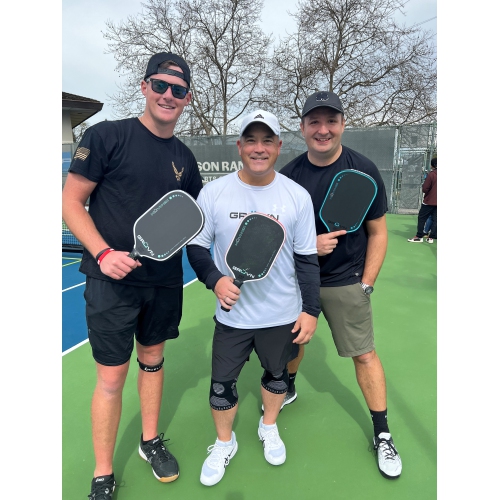 GRÜVN Starter Set 2 Gripper-16V Pickleball Paddles Aqua Spiral 2 Balls Beginner