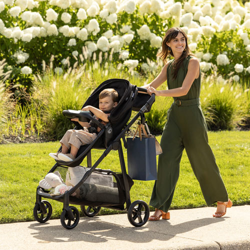 Système de voyage Omni Ultra d'Evenflo avec siège d'auto rotatif pour bébé Revolve180 LiteMax NXT - Caviar noir