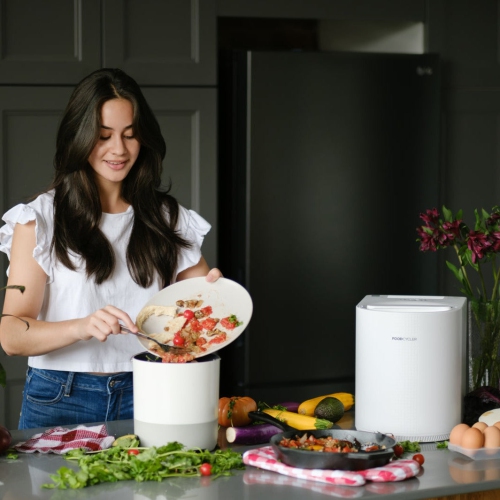 FoodCycler Eco 3 - Compact Home Food Processor and Recycler - Quiet, Almost Whispering, Odorless - Kitchen Countertop Composter Alternative - 3.5L