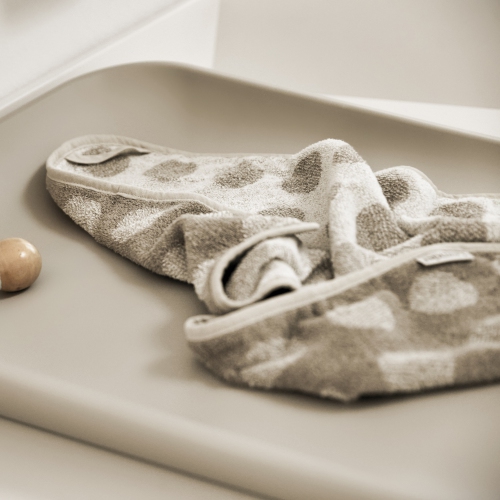 Surmatelas en jersey de coton biologique de Leander pour les tables à langer – Cappuccino