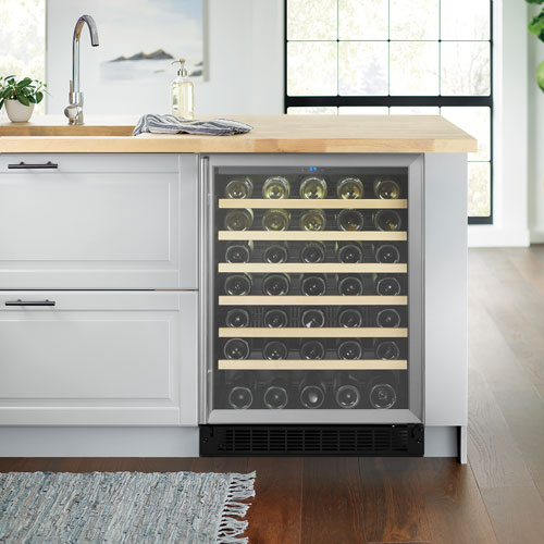 Insignia 24" 61-Bottle Built-In Wine Cooler (NS-BI1ZWC-C) - Only at Best Buy