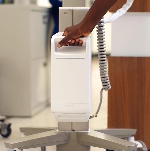 Chariot médical mince et léger 2,0 LCD CareFit d'Ergotron - Blanc - Gris chaud