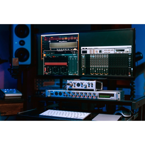 Préamplificateur dynamique série TASCAM-8P