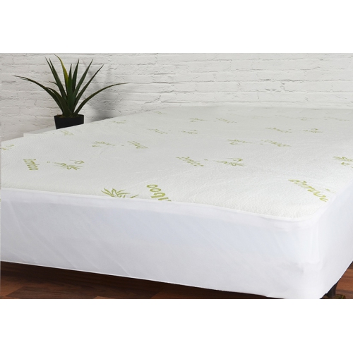 Nola Home Waterproof & Hypoallergenic Bamboo Mattress Protector With Elastic Sides, King