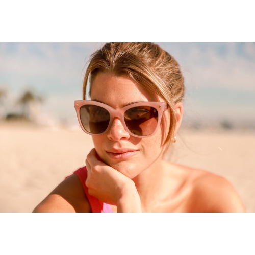 Palm Pink by Biscayners