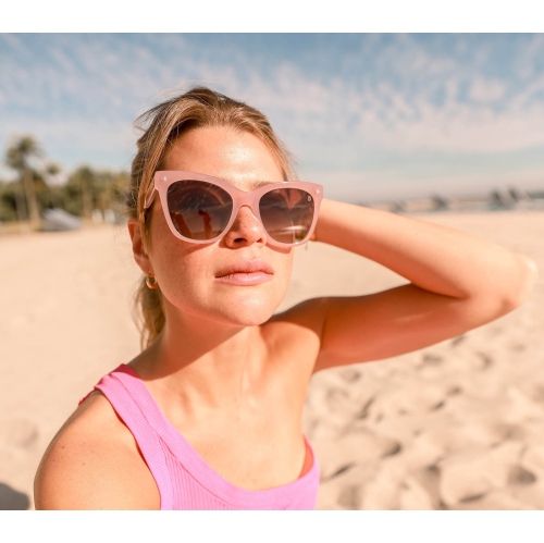 Palm Pink by Biscayners