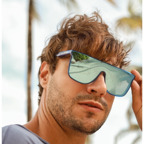 Enid Blue par Biscayners