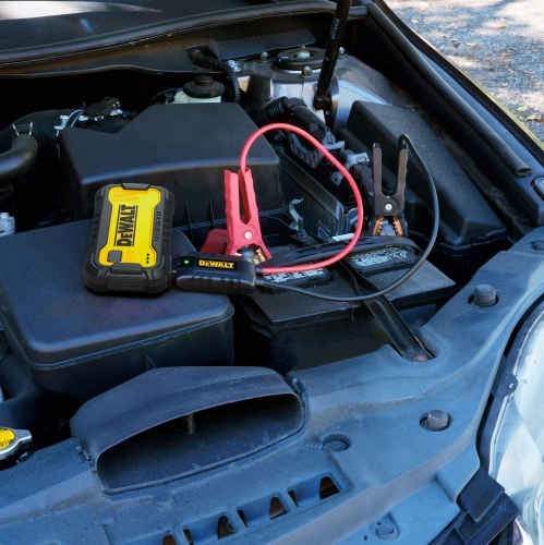 DEWALT DXAELJ16 Lithium Booster Pack/Jump Starter with USB Power Bank, 1600A