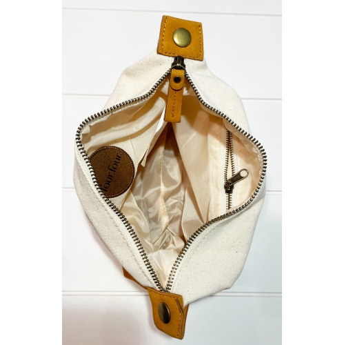 Trousse de toilette de Travel Buddy - Bliss Curry-Crème de FourFour Co