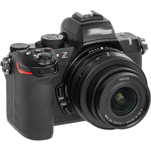 Appareil photo sans miroir Z50 II de Nikon avec objectif 16-50&nbsp;mm 1786 - Ensemble de 7 accessoires