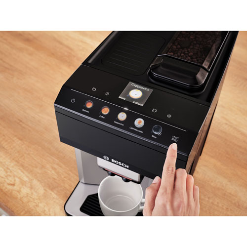 Machine à espresso automatique VeroCafe 500 de Bosch avec mousseur à lait - Noir