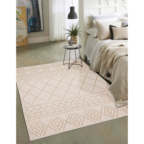 Nolita Taupe, Taupe Polypropylene Rug 4'0" x 6'0"