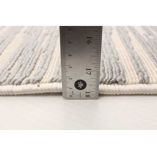 Yeta Grey Polypropylene Rug 2'8" x 4'11"