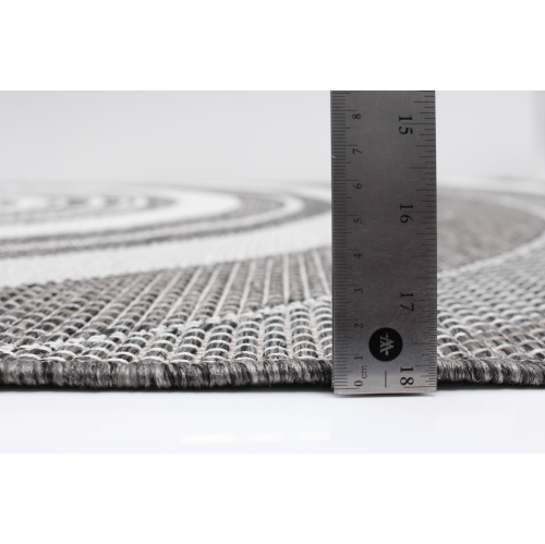 Veranda Diamond Blue Polypropylene Rug 6'7" x 9'6"