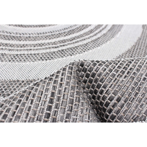 Veranda Diamond Blue Polypropylene Rug 6'7" x 9'6"