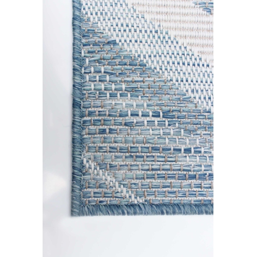Veranda Diamond Blue Polypropylene Rug 6'7" x 9'6"