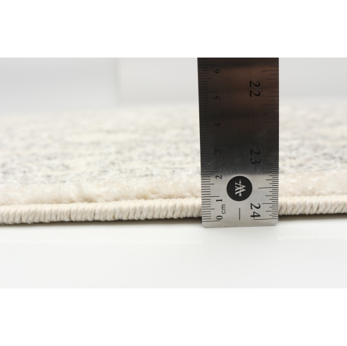 Tapis Emma S ivoire en polypropylène 5 pi 3&nbsp;po x 7 pi 3&nbsp;po