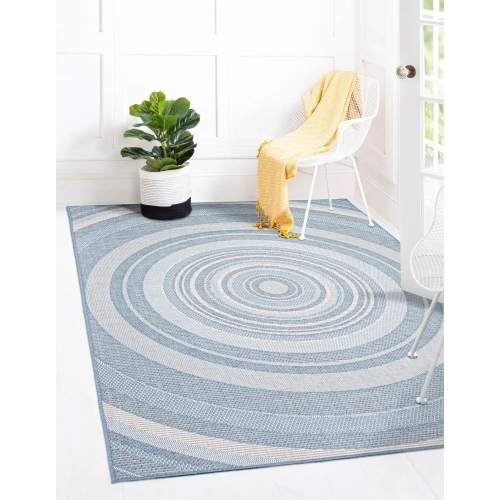 Veranda Diamond Blue Polypropylene Rug 6'7" x 9'6"