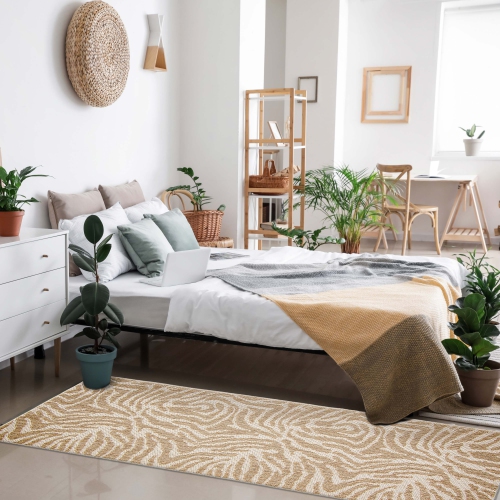 Zendaya Taupe Polypropylene Rug 2'6" x 12'0"