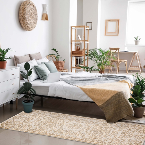 Umbra Taupe Polypropylene Rug 2'6" x 12'0"