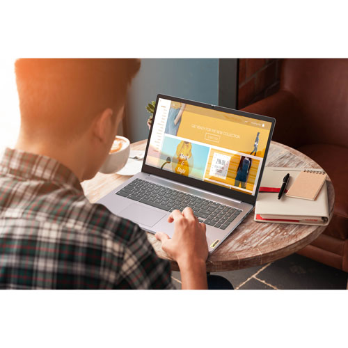 Chromebook de 15,6 po IdeaPad 3i de Lenovo avec Gemini et 3 mois de forfait Google AI Pro (Celeron N4500 d'Intel/eMMC 64 Go/RAM 4 Go)